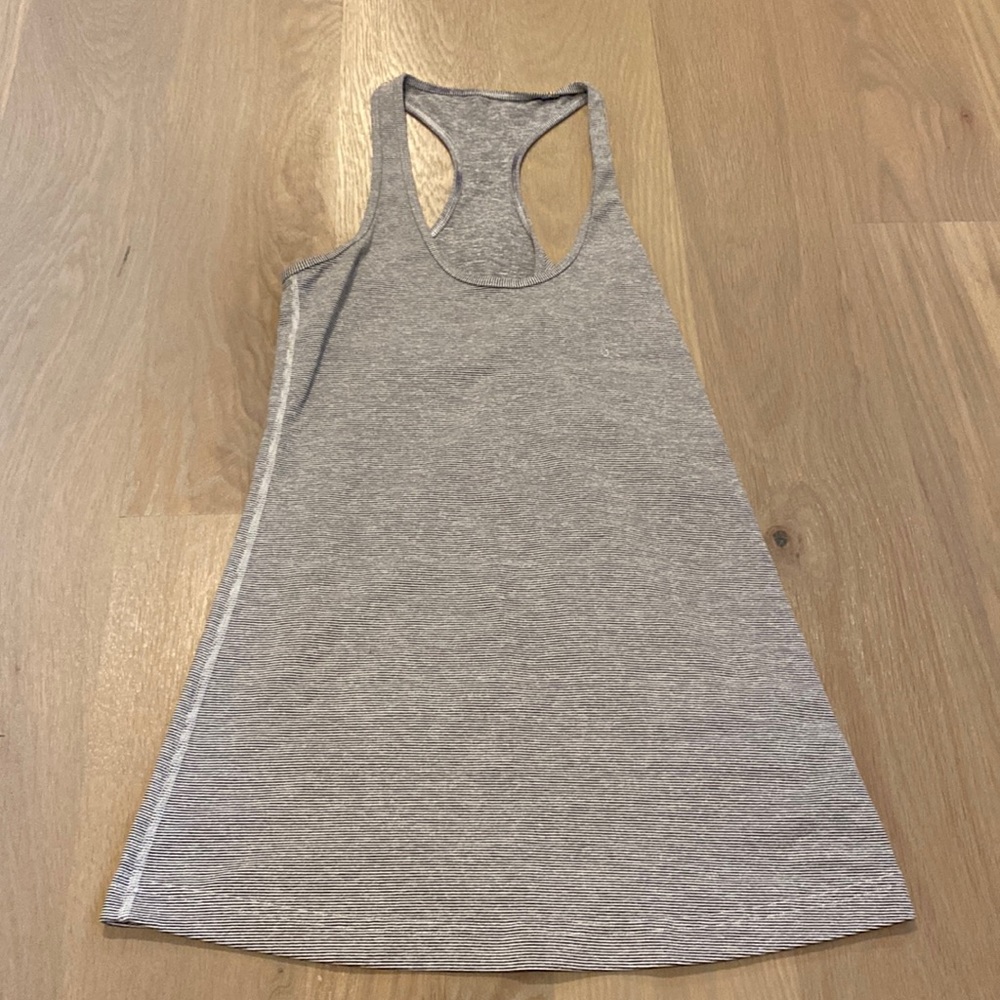 Reversible lululemon tank top